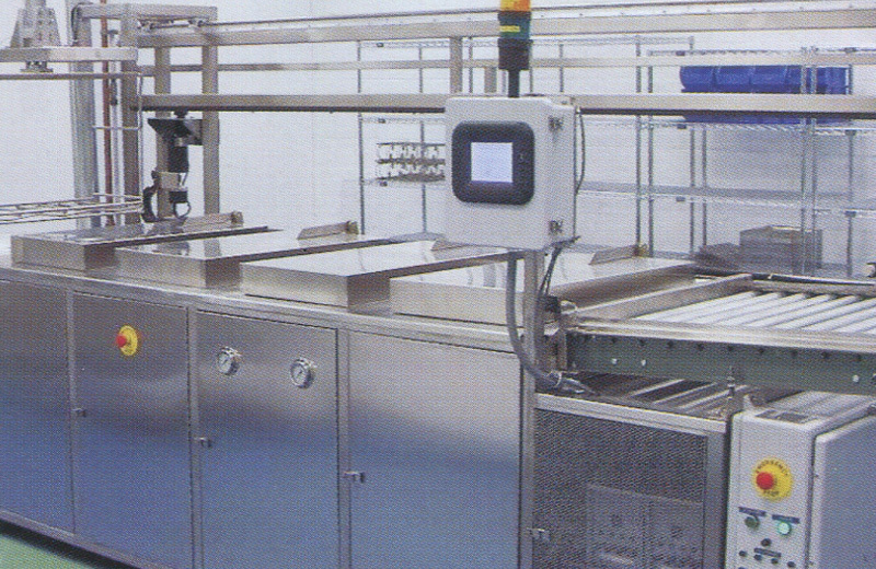 Ultrasonic cleaning machine